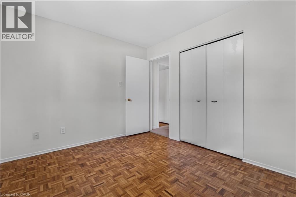 Main Floor 2nd Bedroom with closet - 5051 Brady Avenue, Burlington, ON