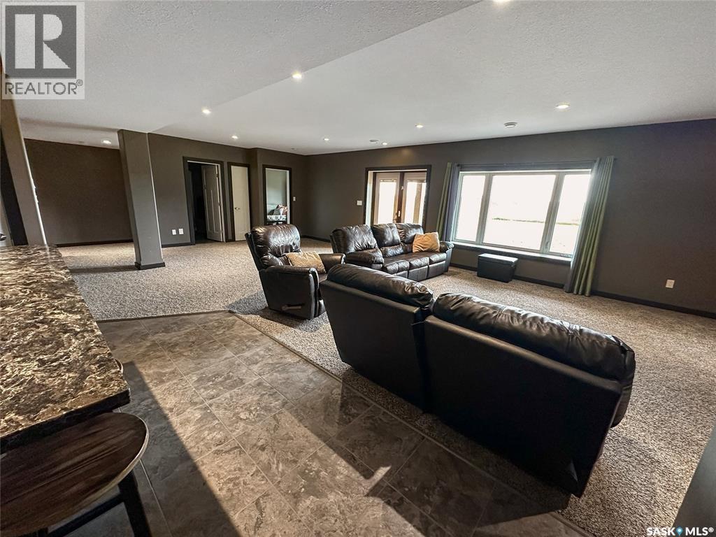Holars Haven Acreage, Spy Hill Rm No. 152, SK