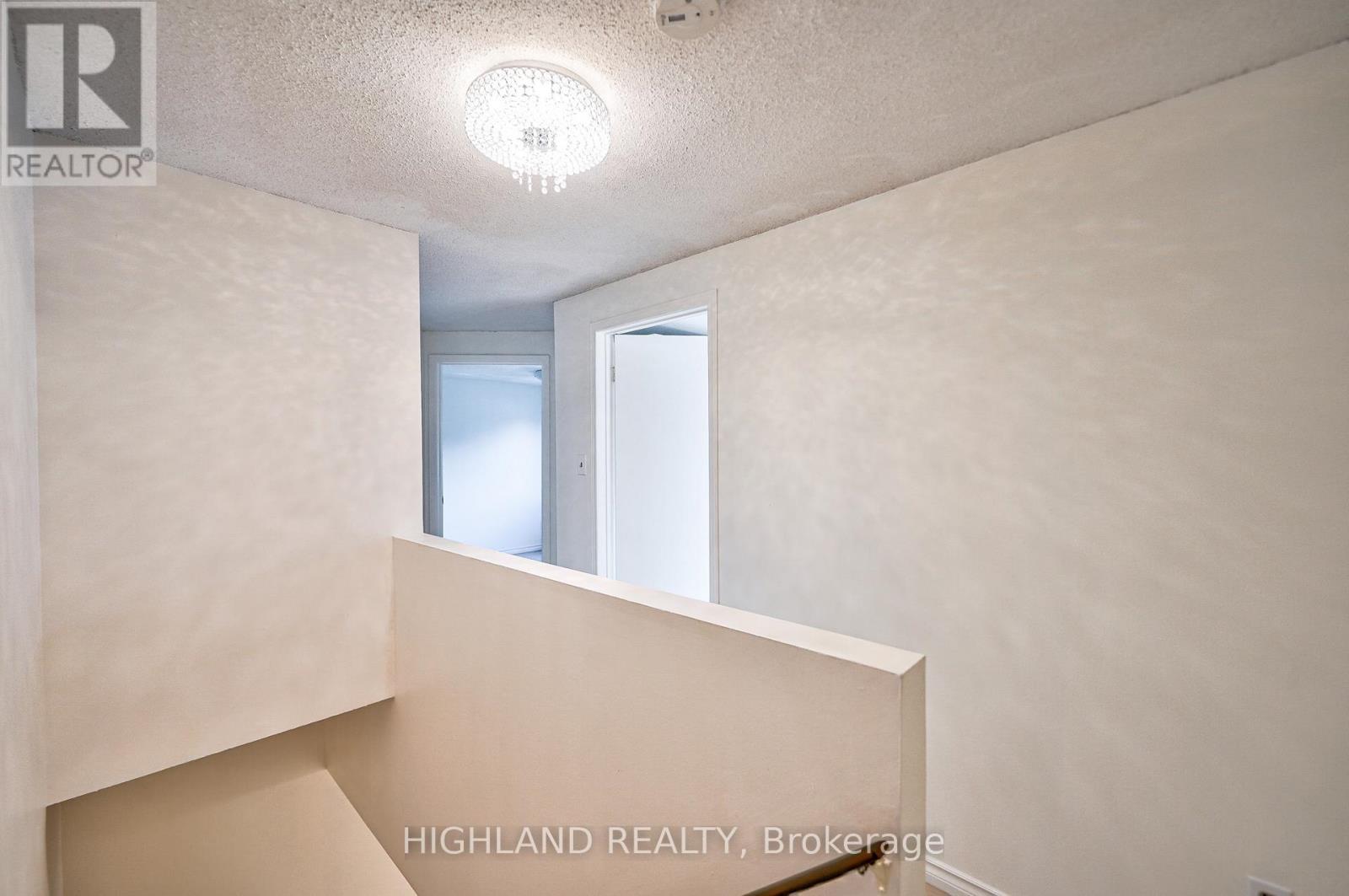 6455 Tisler Crescent, Mississauga, ON - Indoor Photo Showing Other Room