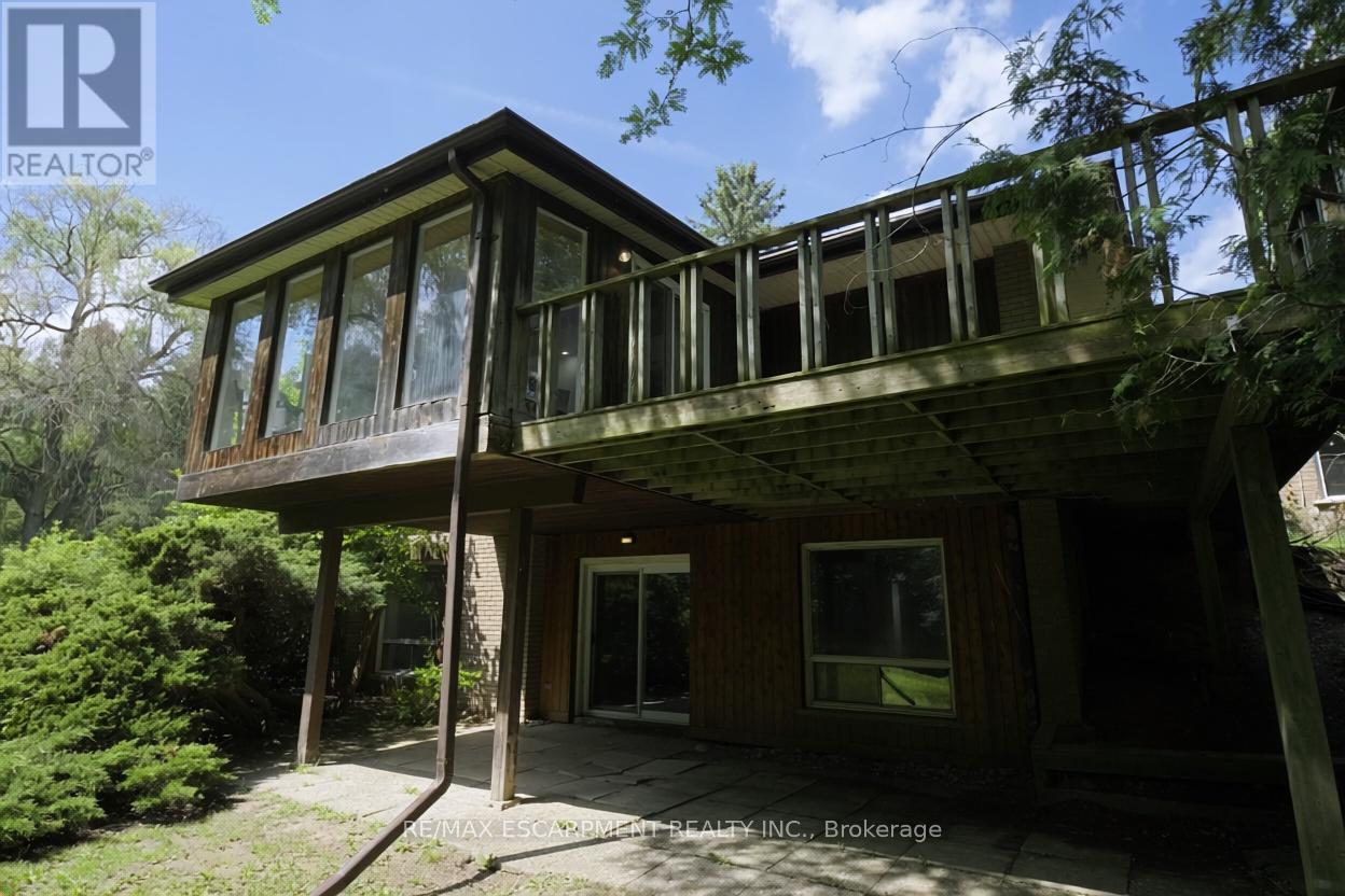 560 Crane Court, Burlington, ON