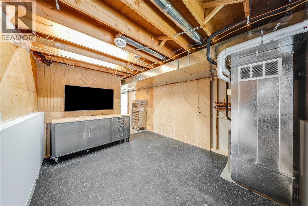 2108 Third Avenue, Rossland, BC