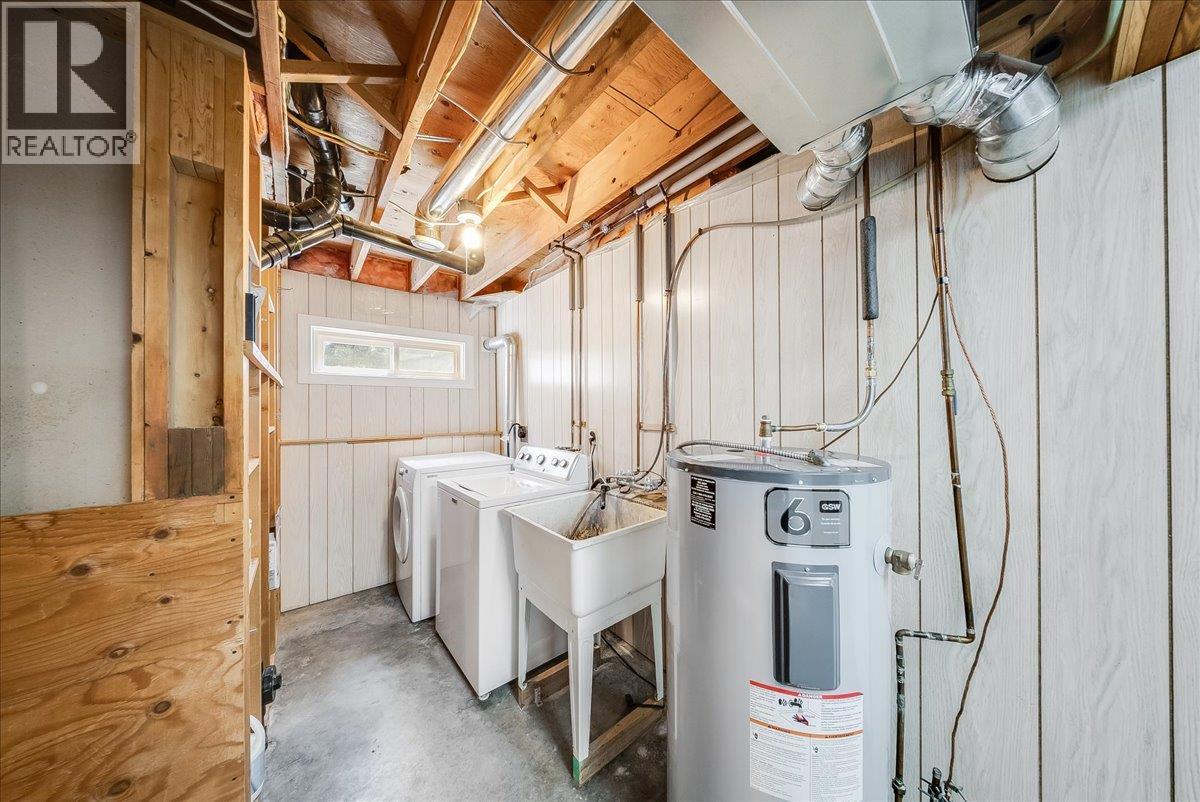 2108 Third Avenue, Rossland, BC