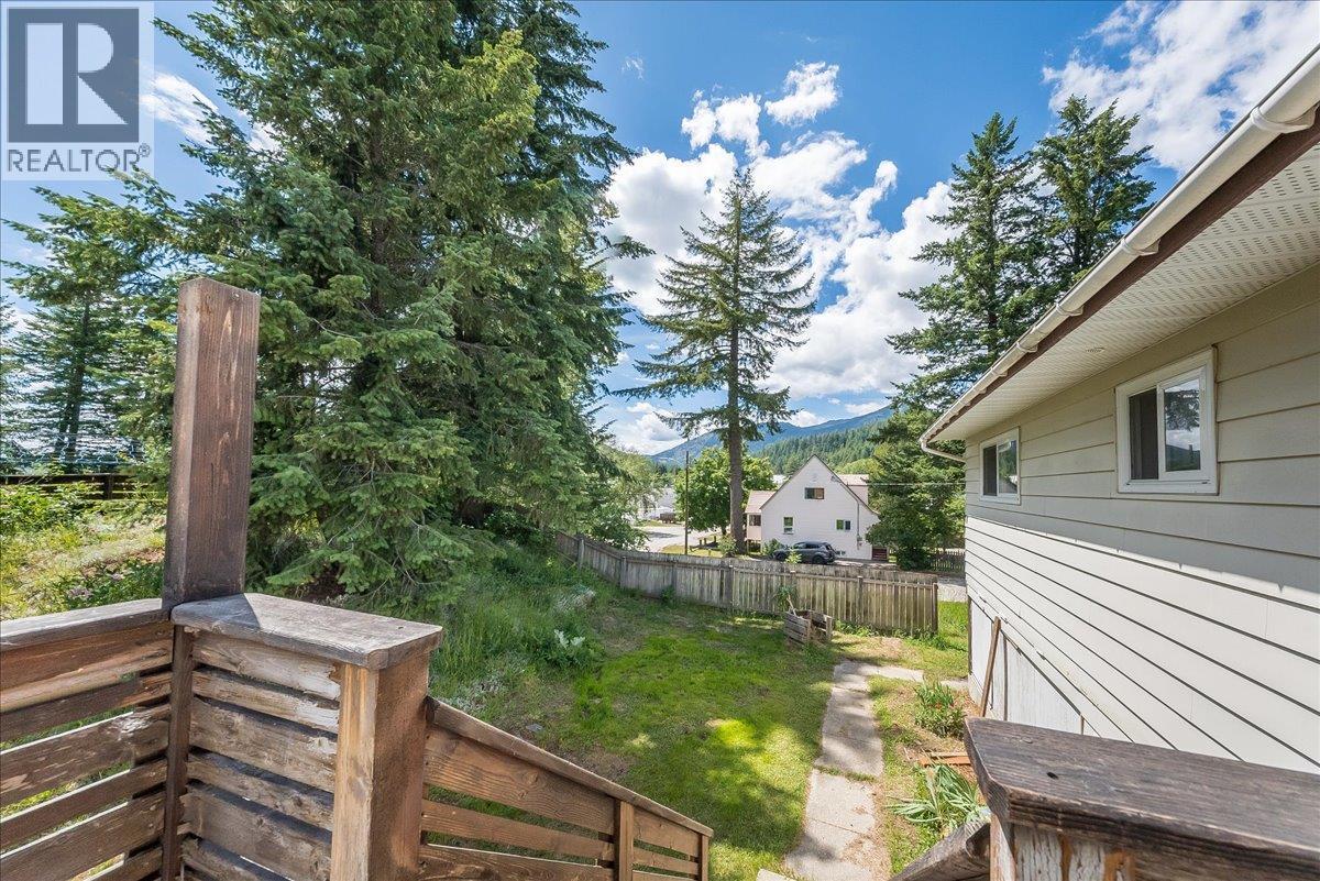 2108 Third Avenue, Rossland, BC