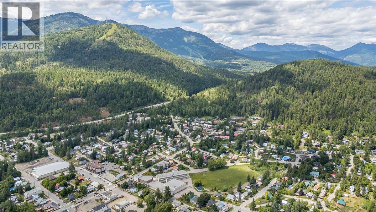 2108 Third Avenue, Rossland, BC