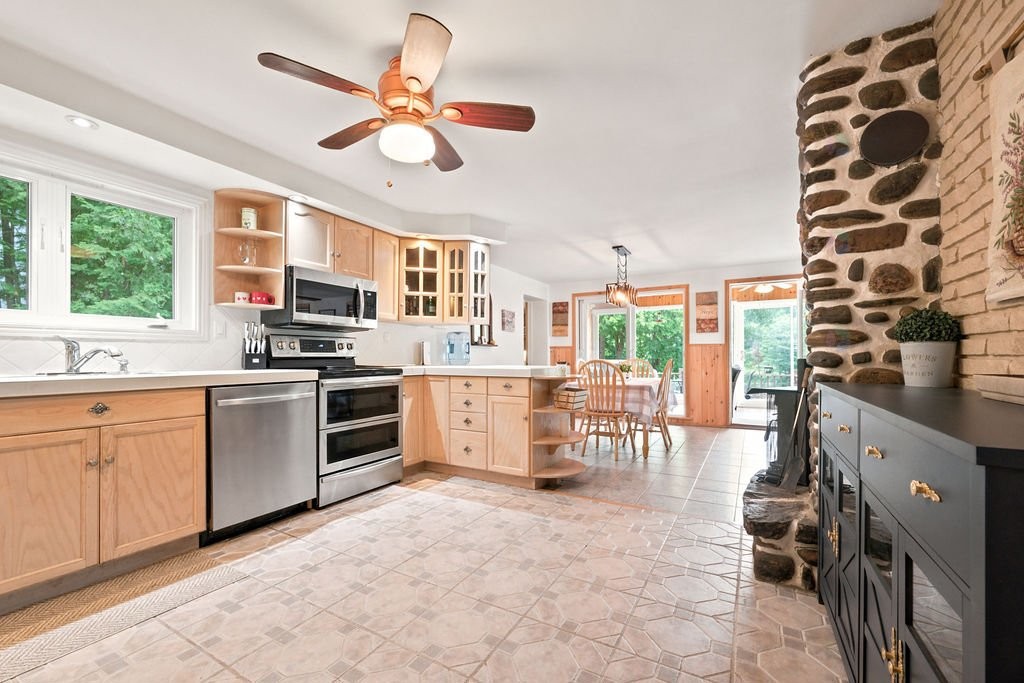 Kitchen - 111 Ch. Des Rapides, Mansfield-Et-Pontefract, QC - Indoor Photo Showing Kitchen