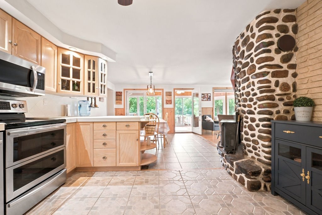 Kitchen - 111 Ch. Des Rapides, Mansfield-Et-Pontefract, QC - Indoor Photo Showing Kitchen