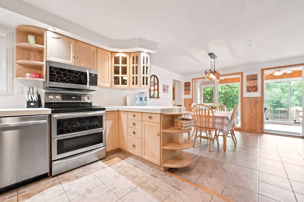 Kitchen - 111 Ch. Des Rapides, Mansfield-Et-Pontefract, QC - Indoor Photo Showing Kitchen