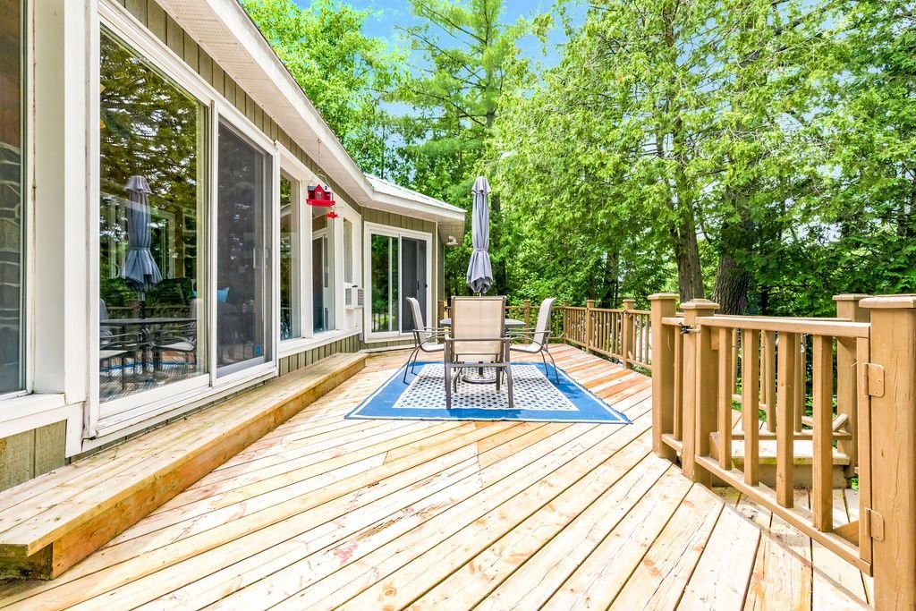 Patio - 111 Ch. Des Rapides, Mansfield-Et-Pontefract, QC - Outdoor With Deck Patio Veranda With Exterior