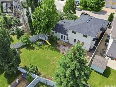 246 Brookmore Lane, Saskatoon, SK