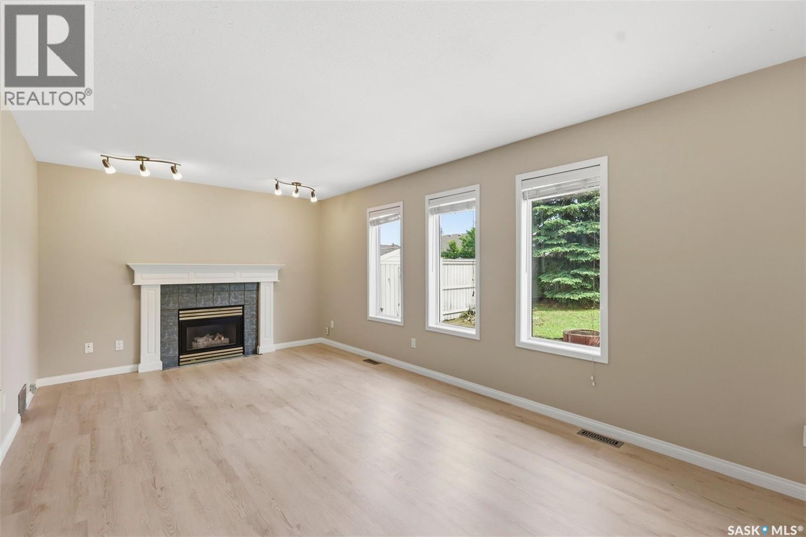 246 Brookmore Lane, Saskatoon, SK