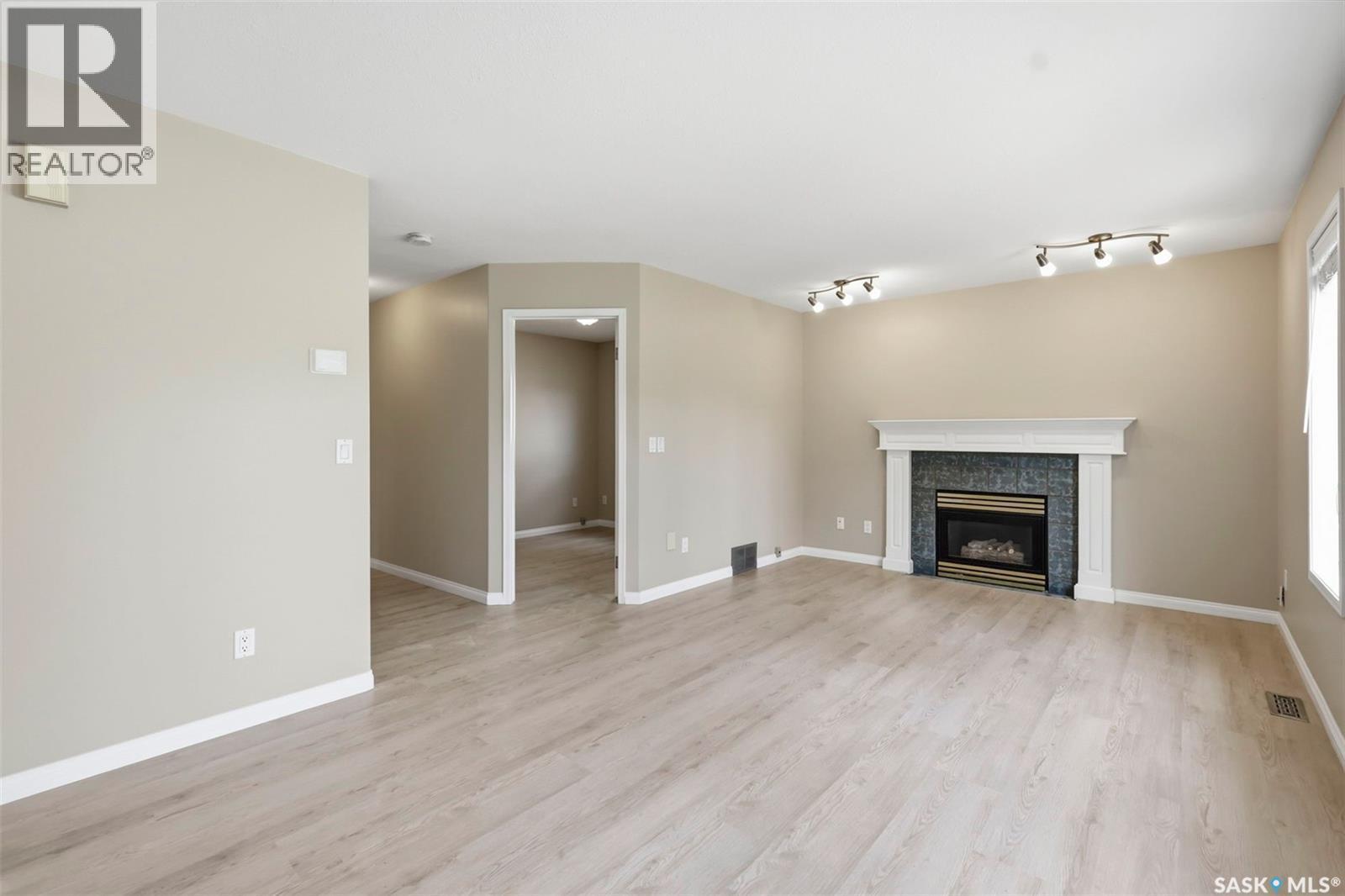 246 Brookmore Lane, Saskatoon, SK