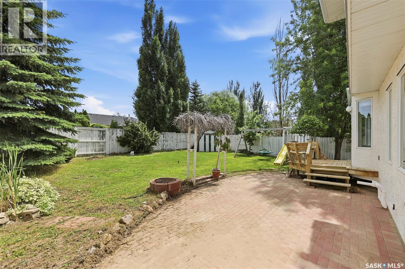 246 Brookmore Lane, Saskatoon, SK
