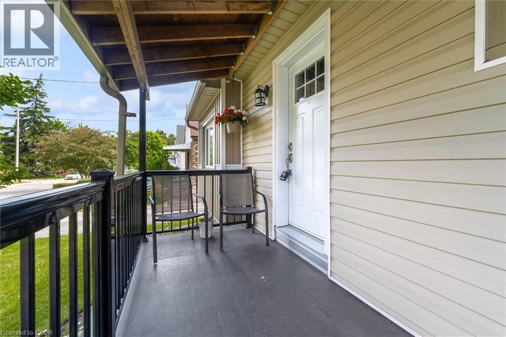 722 Burgess Avenue, Hamilton, ON - Outdoor With Exterior