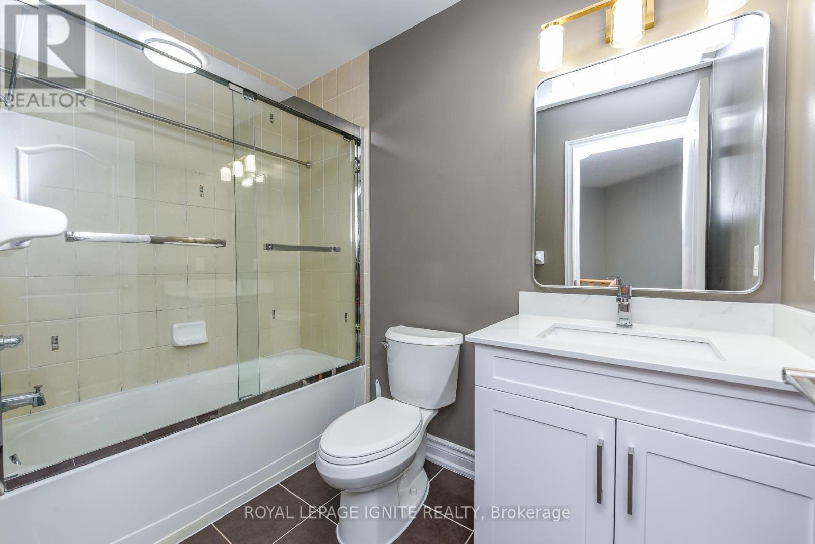 52 Harpreet Circle, Toronto, ON