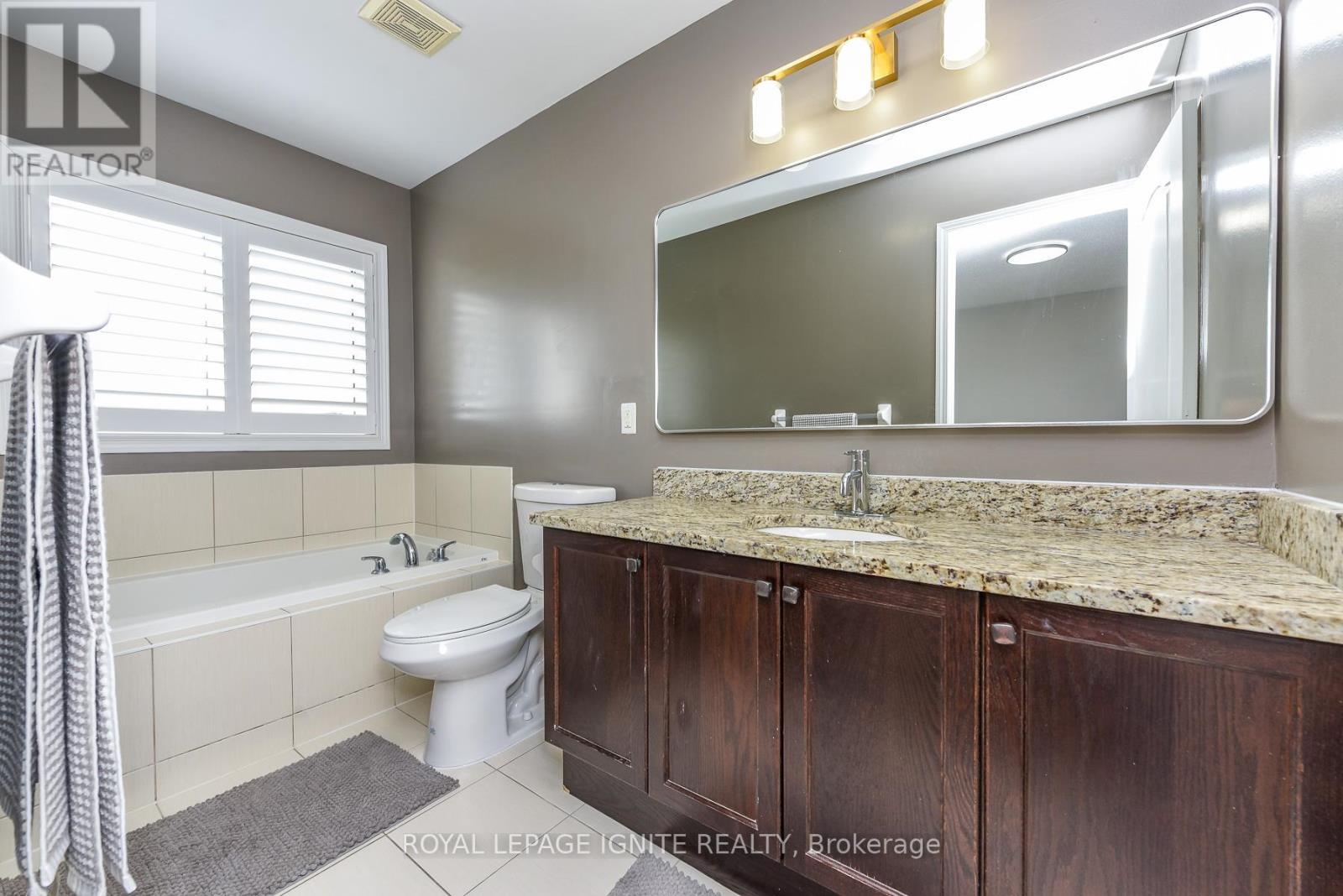 52 Harpreet Circle, Toronto, ON
