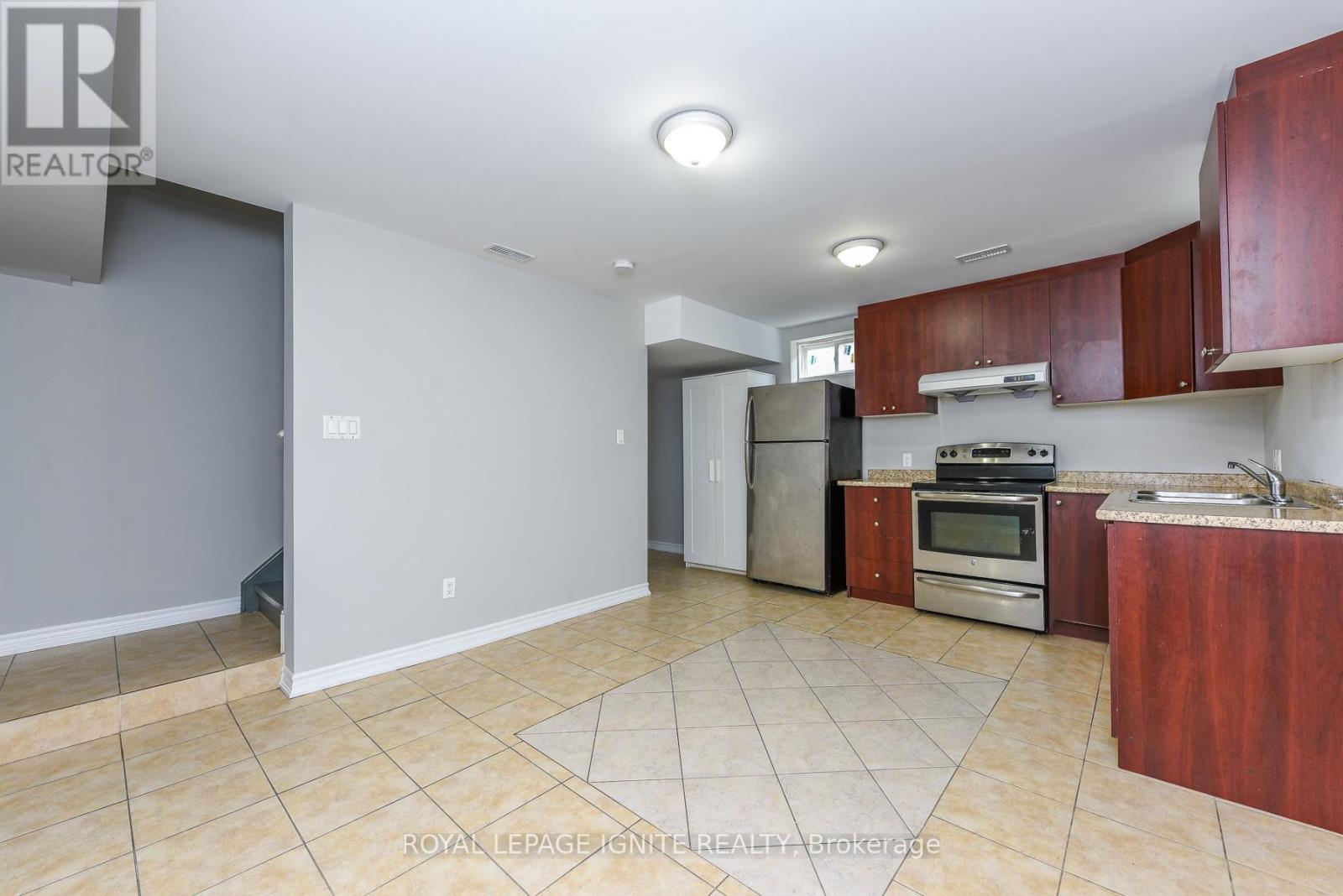 52 Harpreet Circle, Toronto, ON