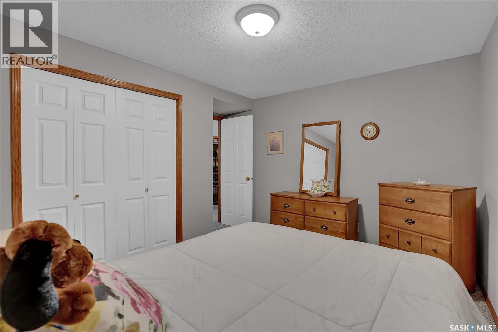 3324 Buckingham Drive E, Regina, SK