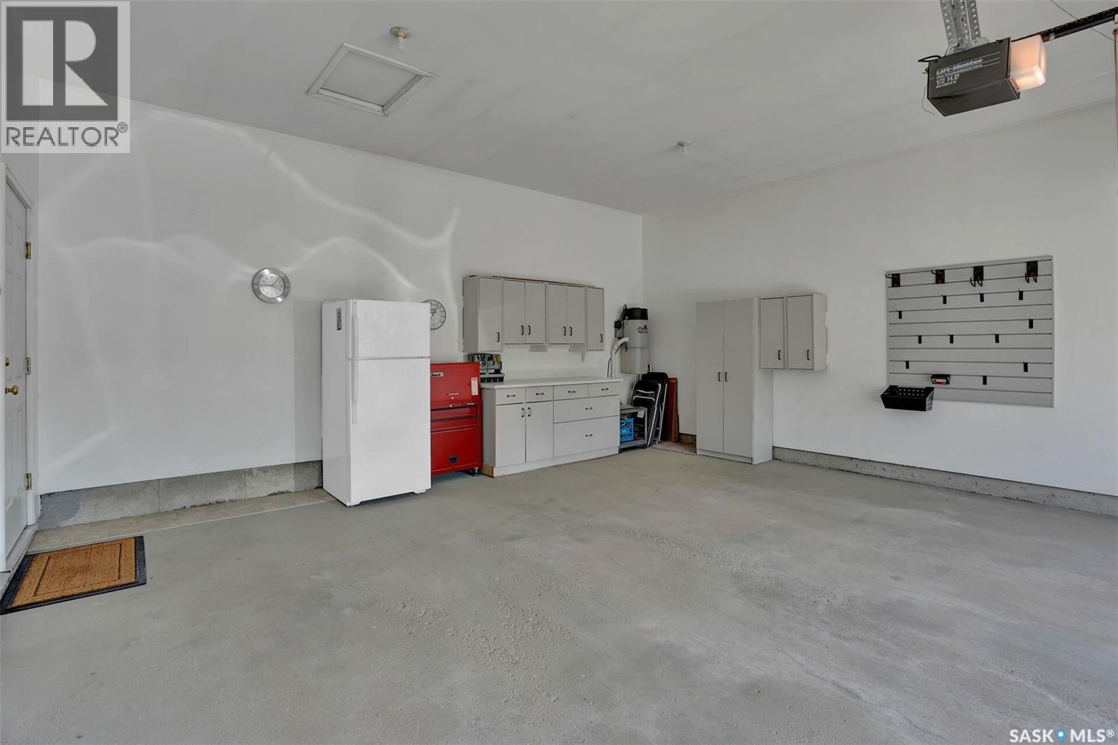 3324 Buckingham Drive E, Regina, SK