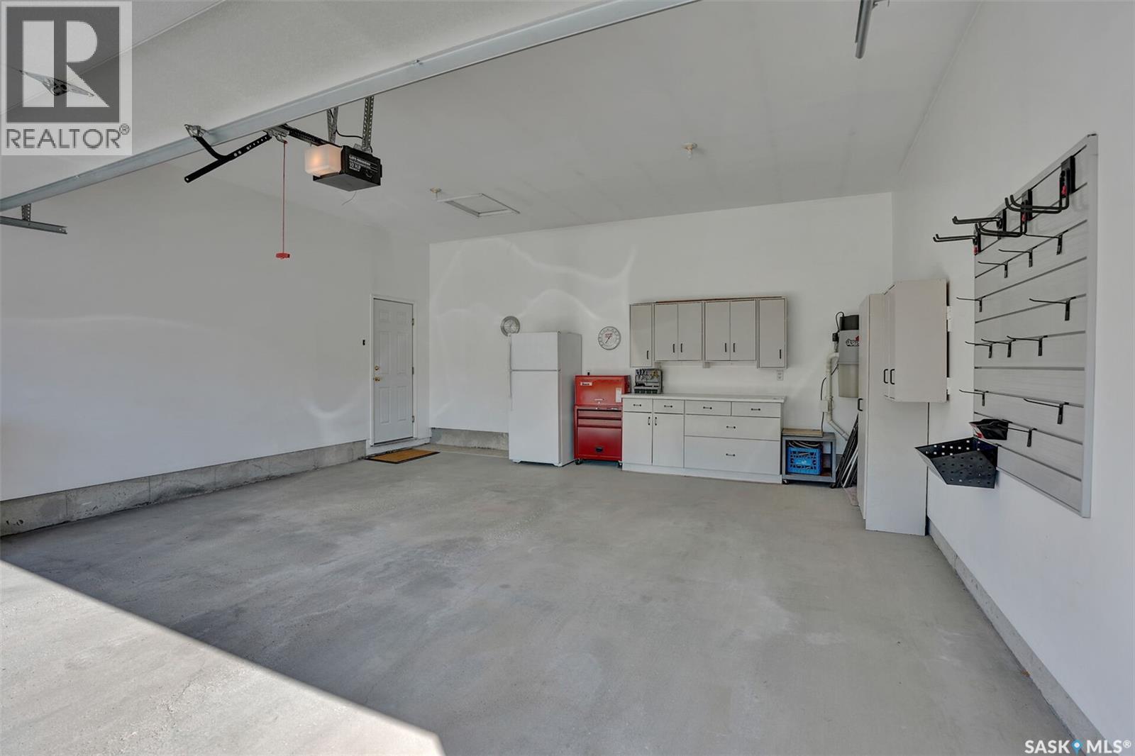 3324 Buckingham Drive E, Regina, SK