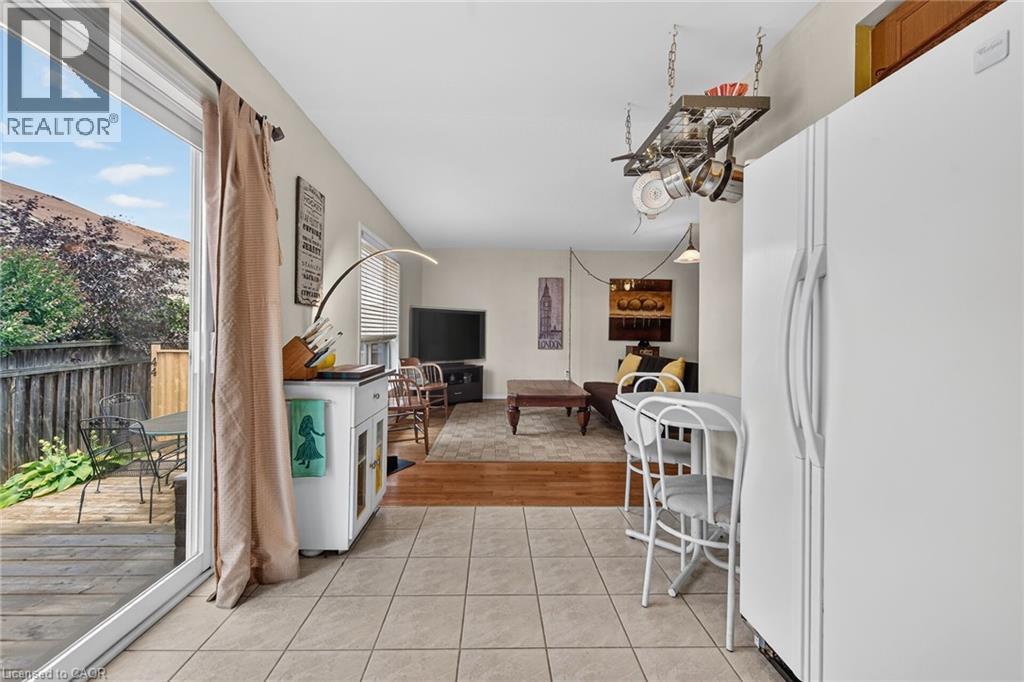 24 Kenyon Crescent Unit# 44, Grimsby, ON - Indoor Photo Showing Other Room