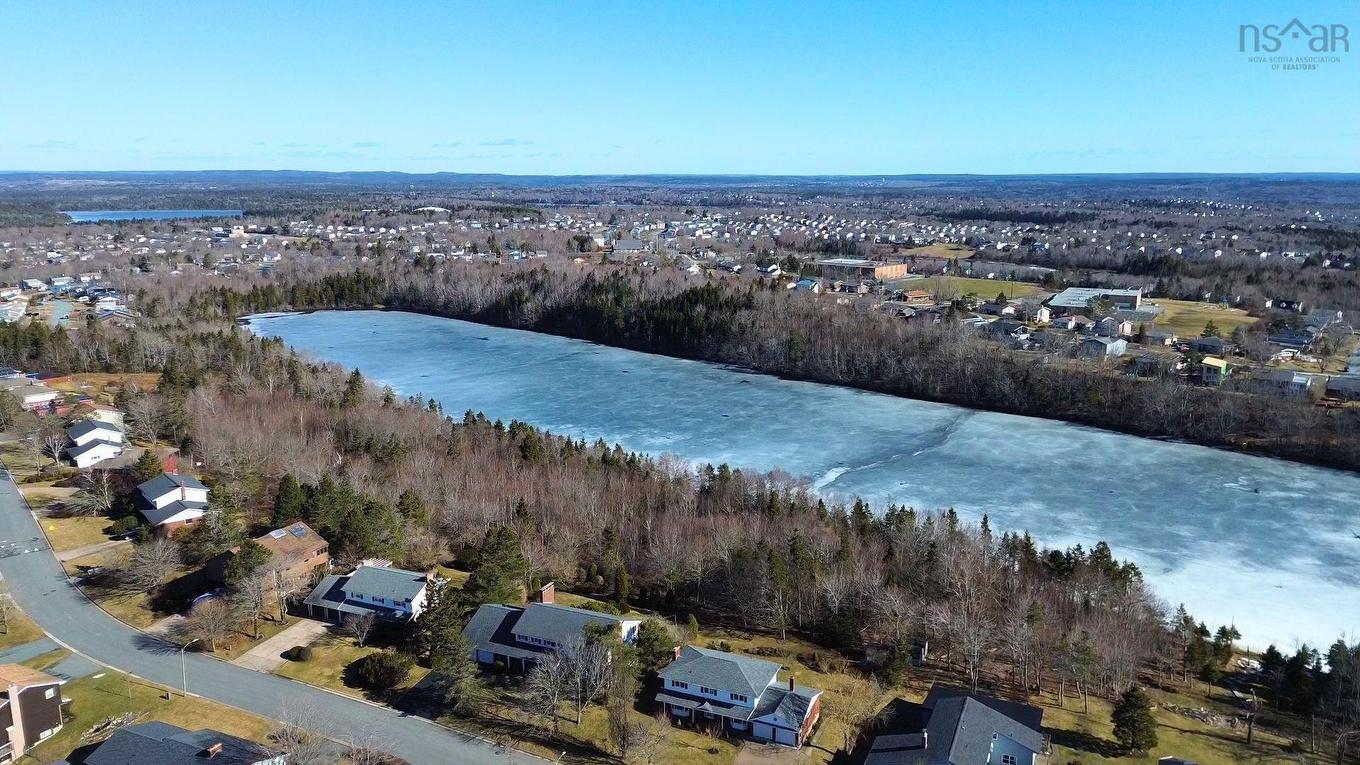 36 Regal Road, Dartmouth, NS