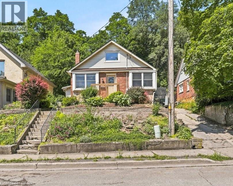 22 Ramore Street, Cambridge, ON