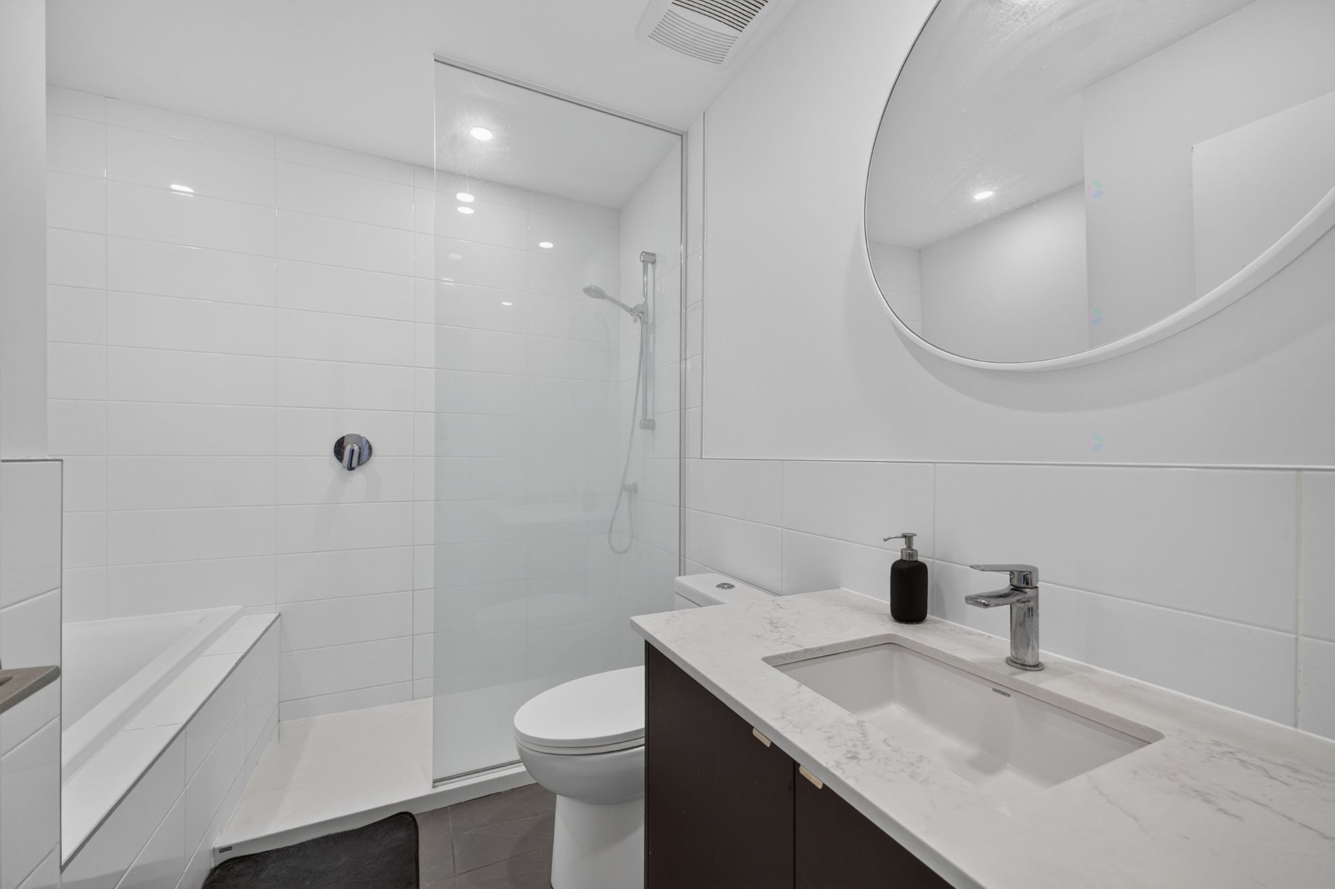 Bathroom - 607-5175 Rue Mackenzie, Montréal (Côte-Des-Neiges/Notre-Dame-De-Grâce), QC