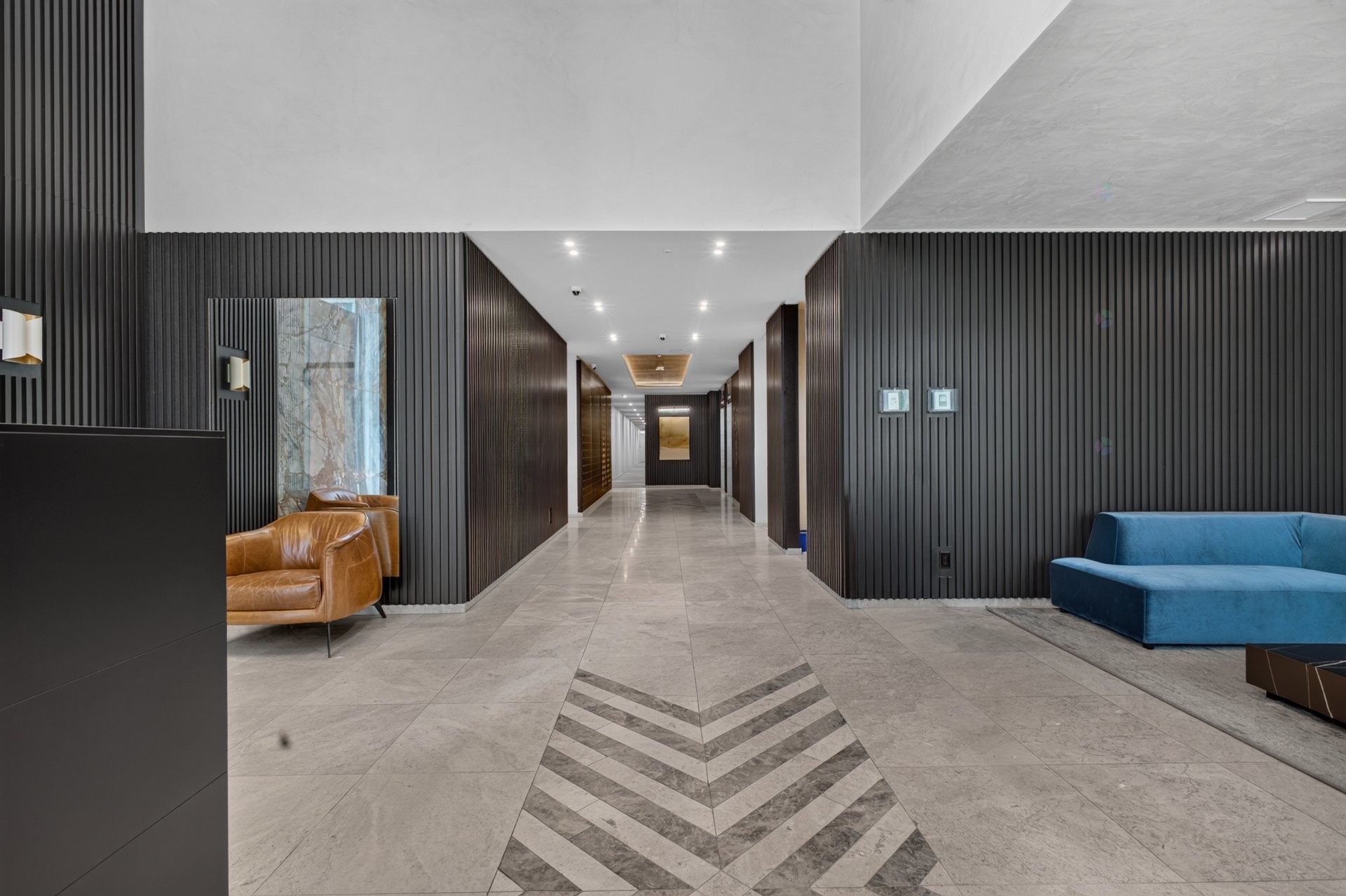 Mud Room - 607-5175 Rue Mackenzie, Montréal (Côte-Des-Neiges/Notre-Dame-De-Grâce), QC