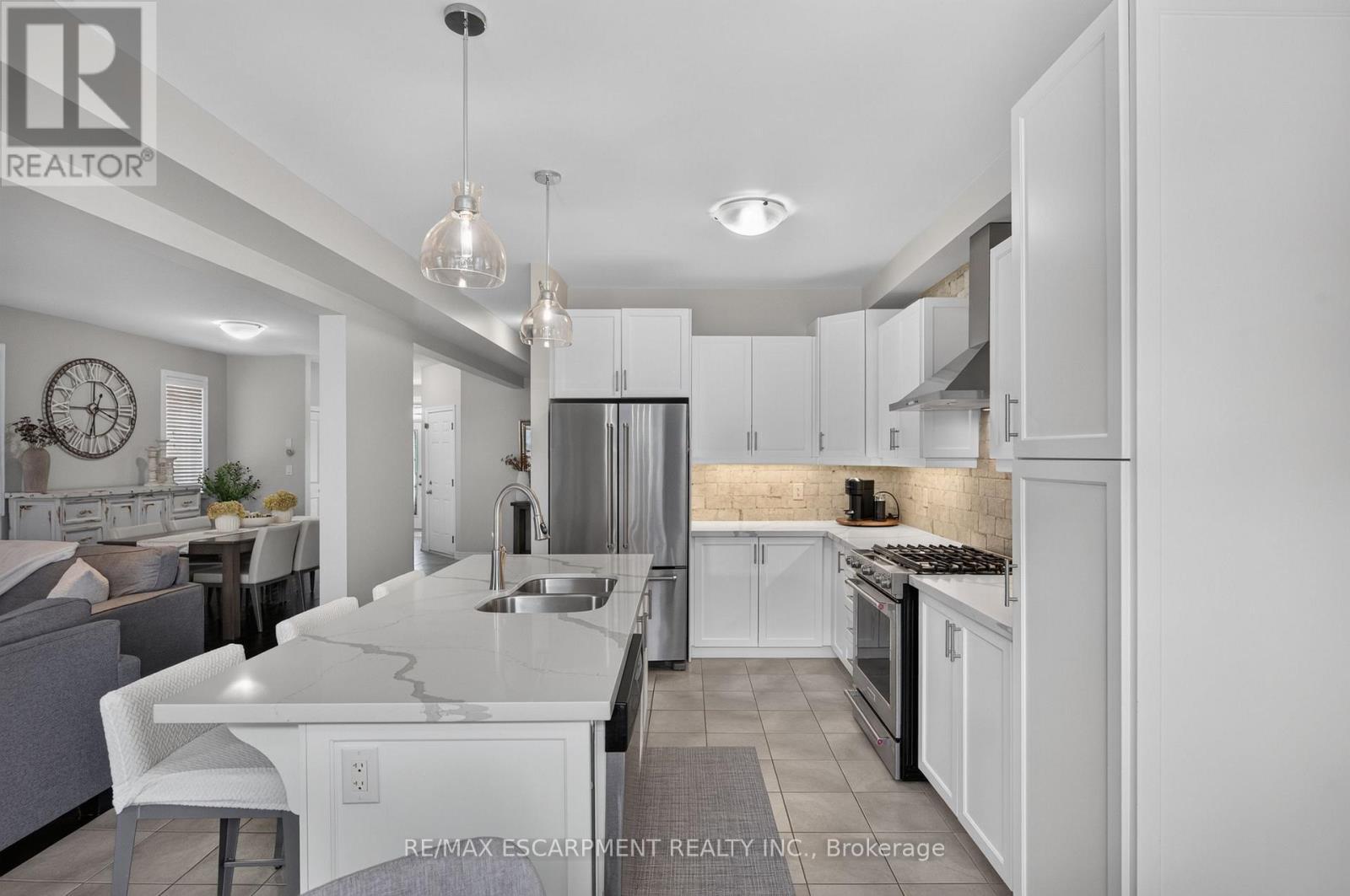 5 Narbonne Crescent, Hamilton, ON