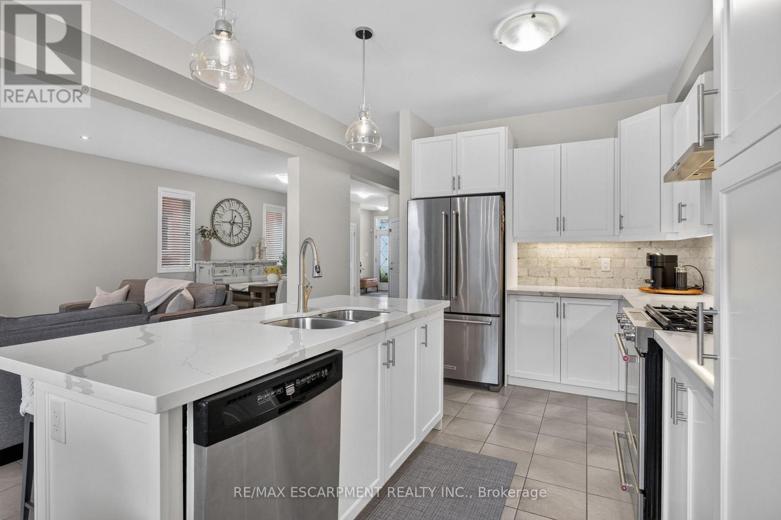 5 Narbonne Crescent, Hamilton, ON
