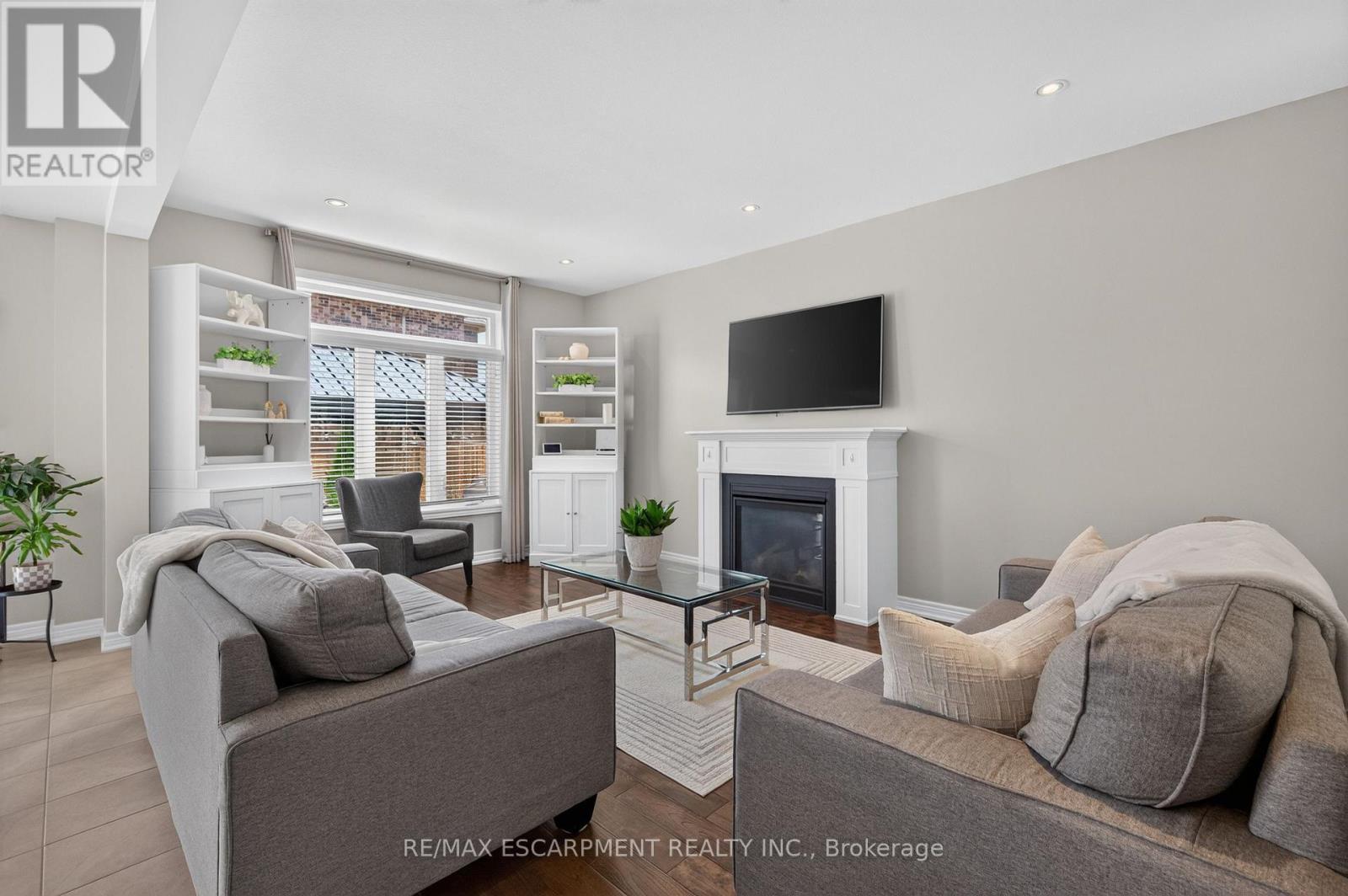 5 Narbonne Crescent, Hamilton, ON