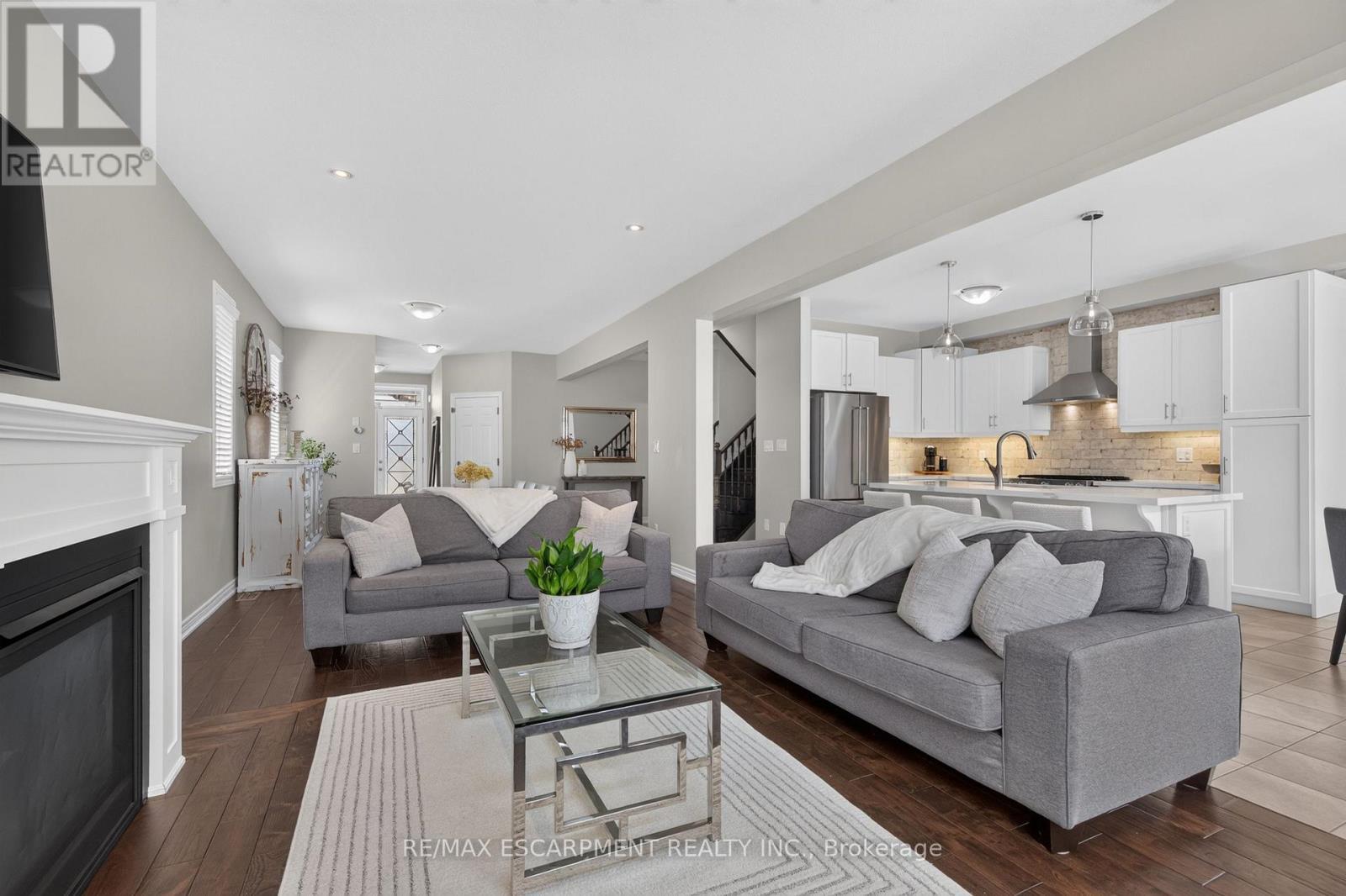 5 Narbonne Crescent, Hamilton, ON