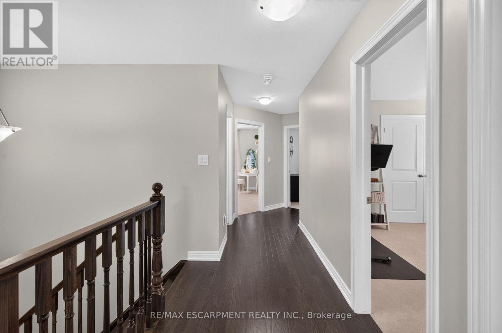 5 Narbonne Crescent, Hamilton, ON