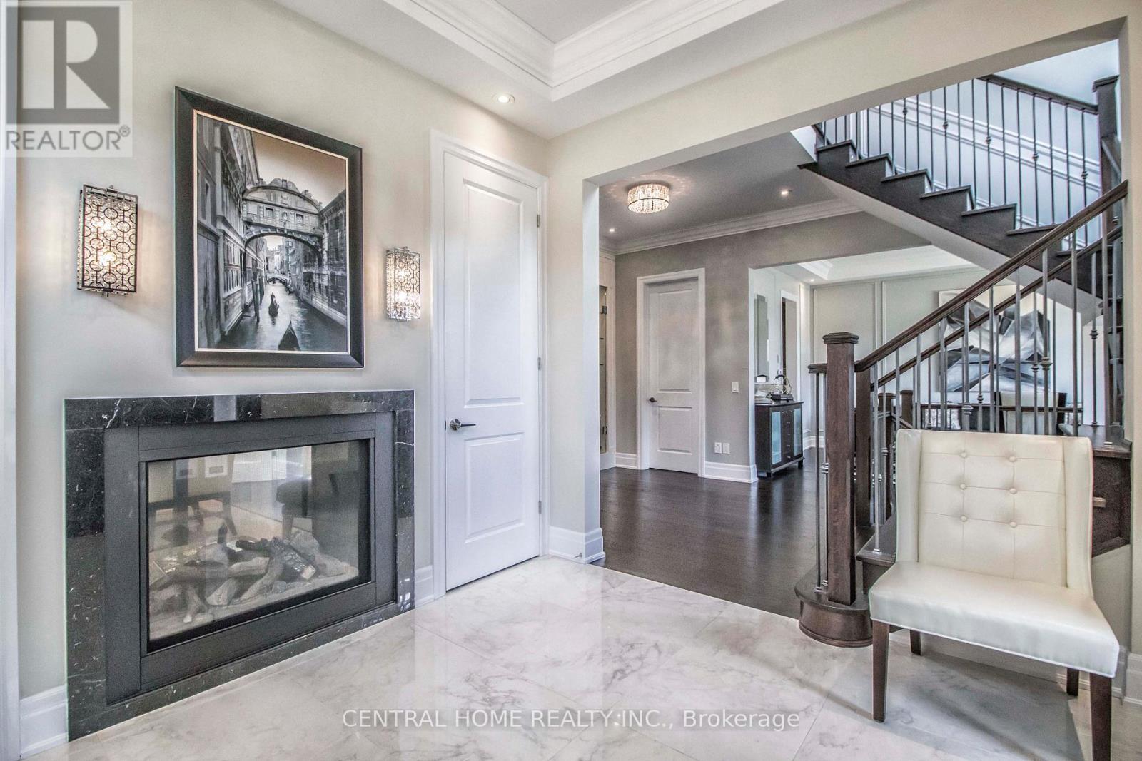 122 Burns Boulevard, King, ON