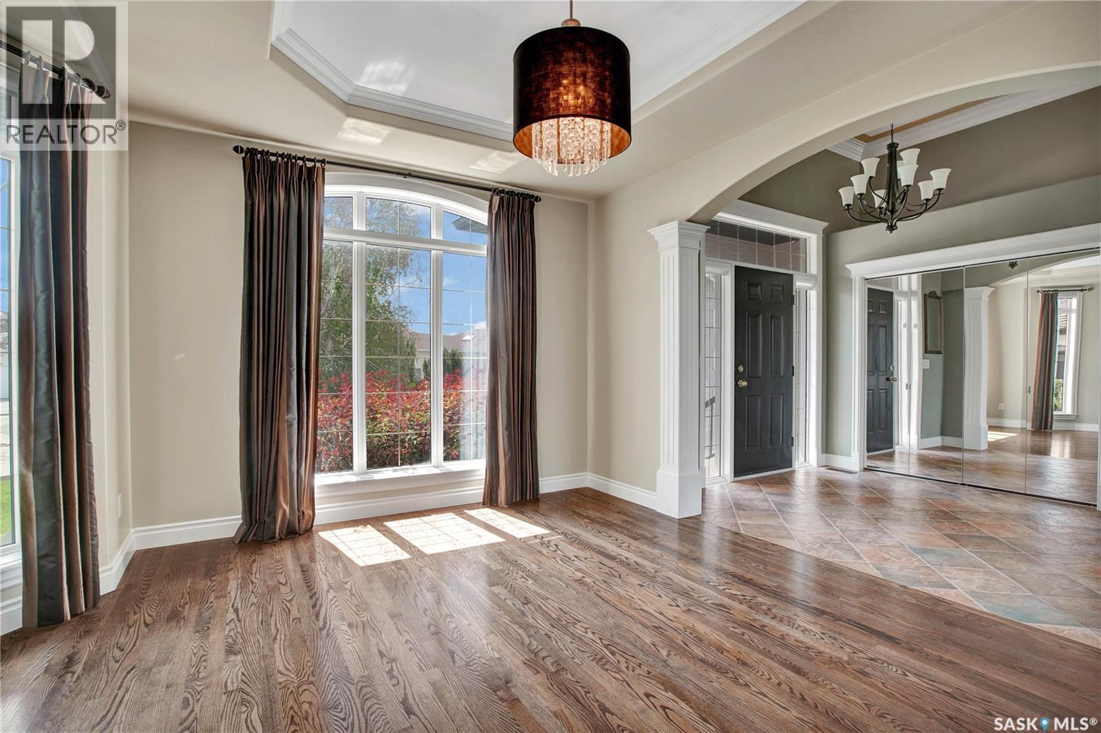 218 Horlick Crescent, Saskatoon, SK