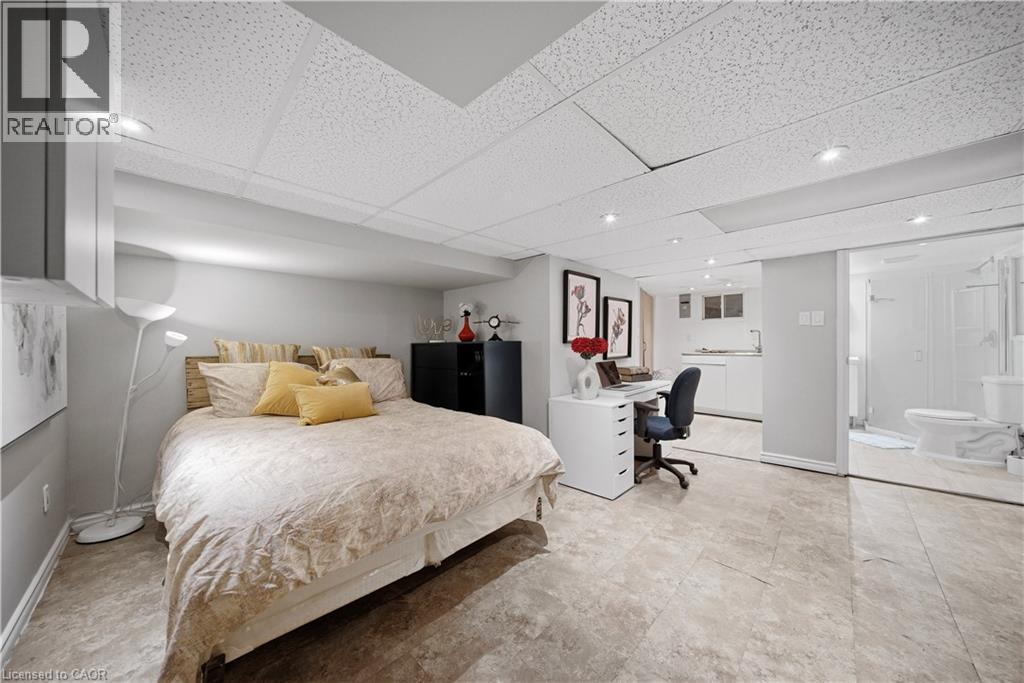 Unit 1 - 107 Queen Street S, Hamilton, ON - Indoor Photo Showing Bedroom