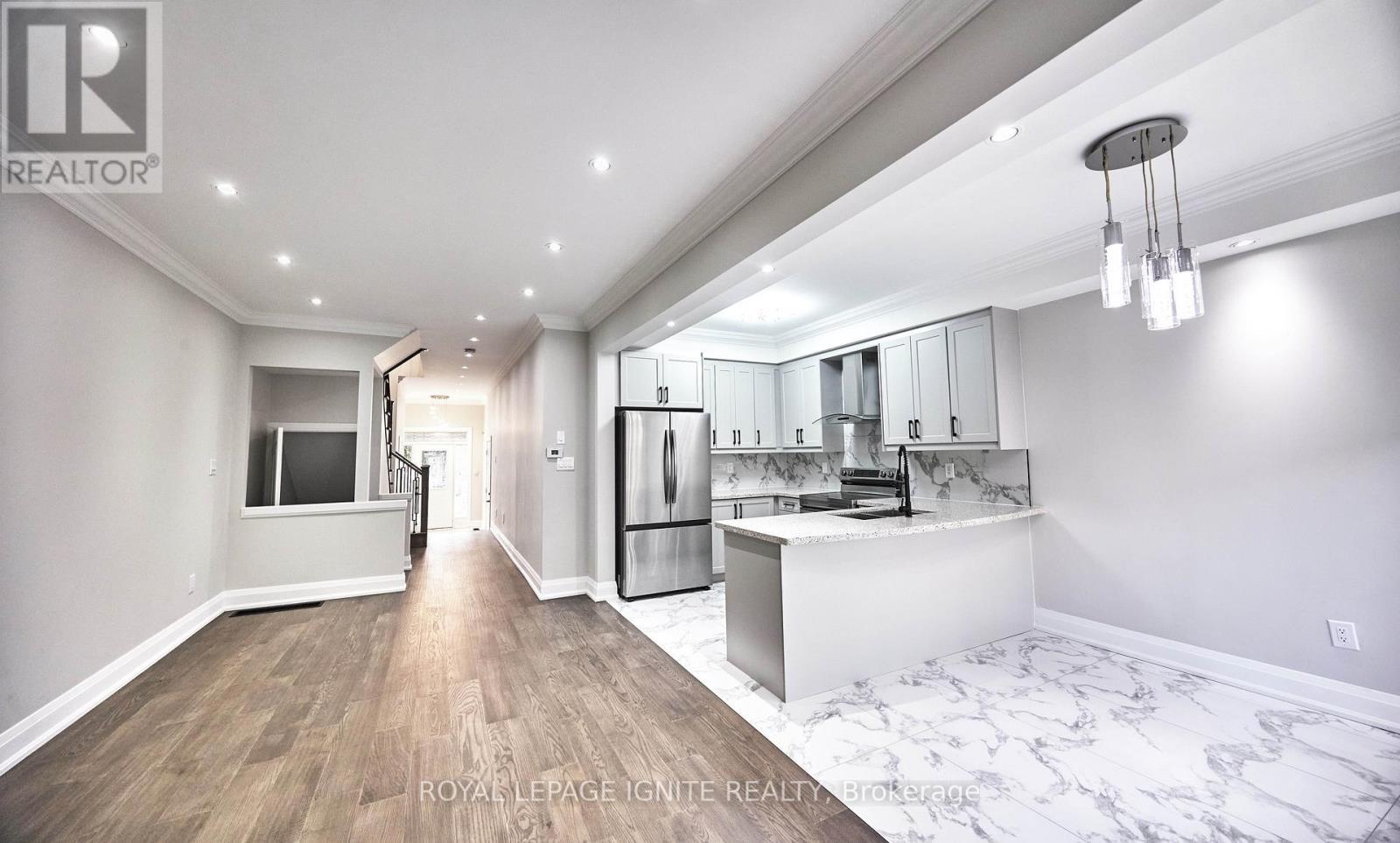 95 Dairy Drive E, Toronto, ON