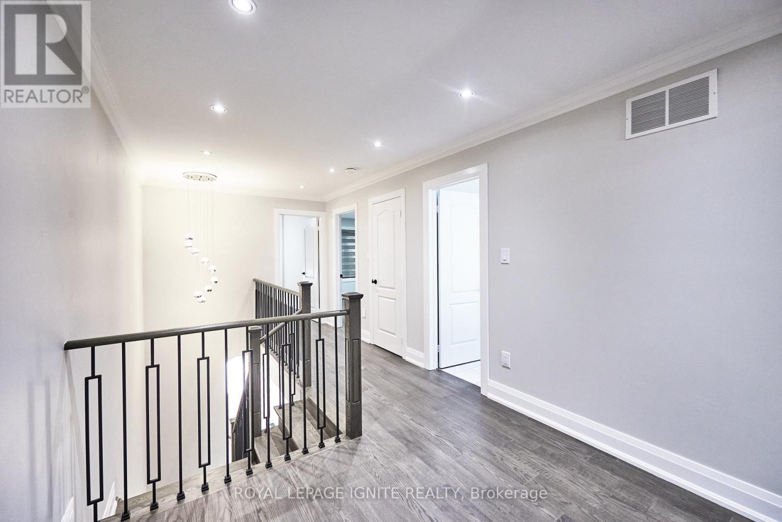 95 Dairy Drive E, Toronto, ON
