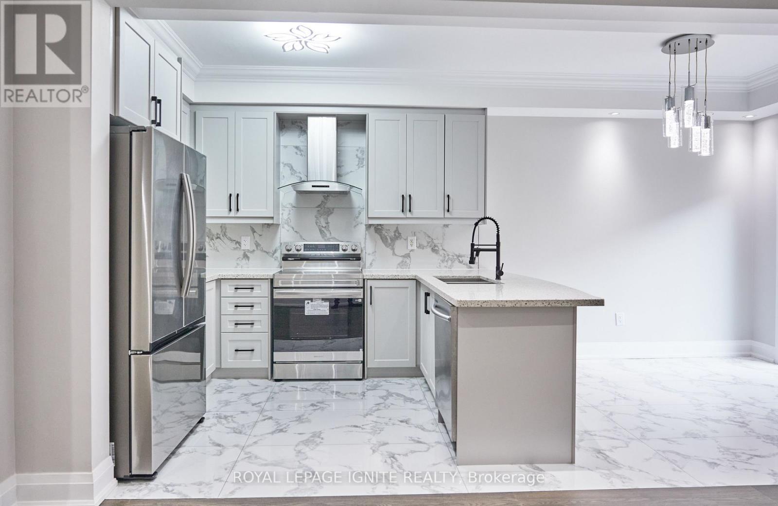 95 Dairy Drive E, Toronto, ON