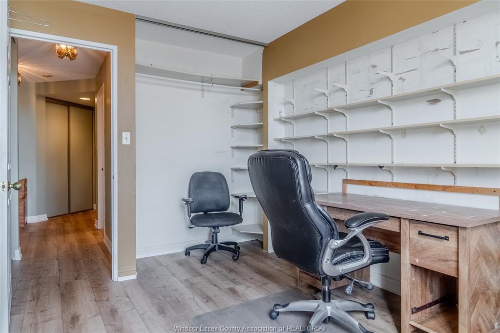 1609-75 Riverside Drive E, Windsor, ON