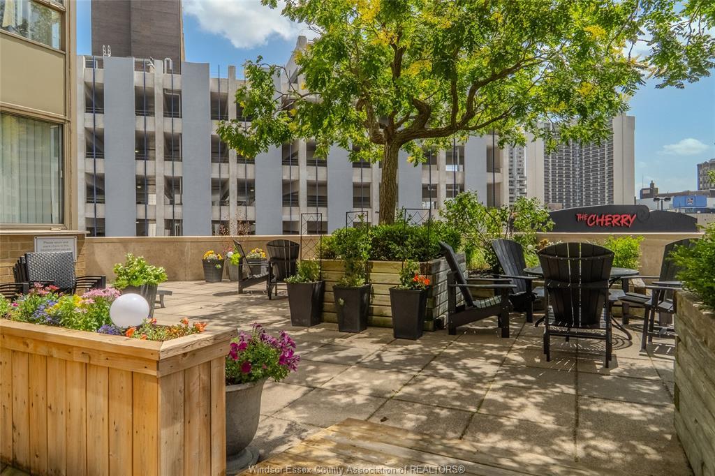 1609-75 Riverside Drive E, Windsor, ON