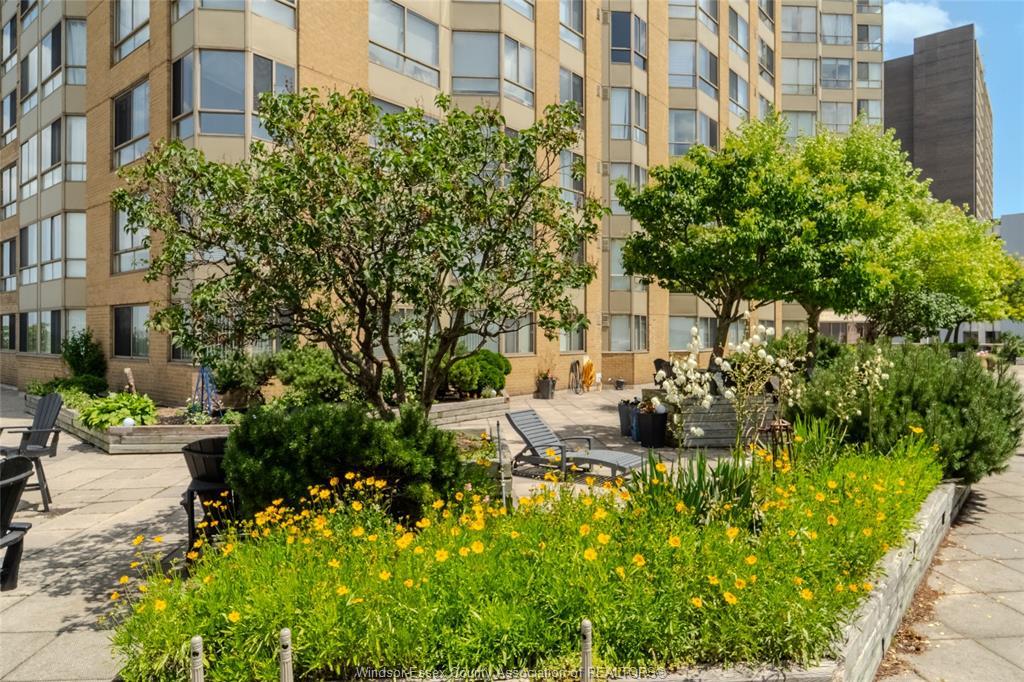 1609-75 Riverside Drive E, Windsor, ON