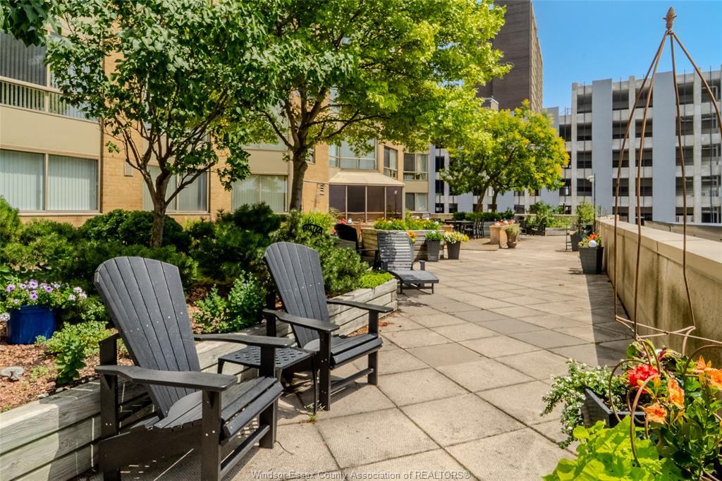 1609-75 Riverside Drive E, Windsor, ON