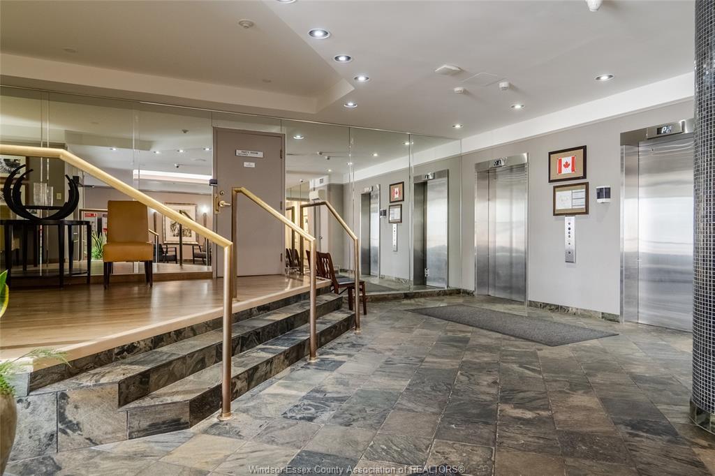 1609-75 Riverside Drive E, Windsor, ON