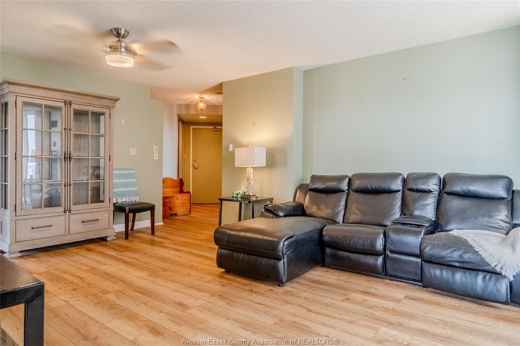 1609-75 Riverside Drive E, Windsor, ON