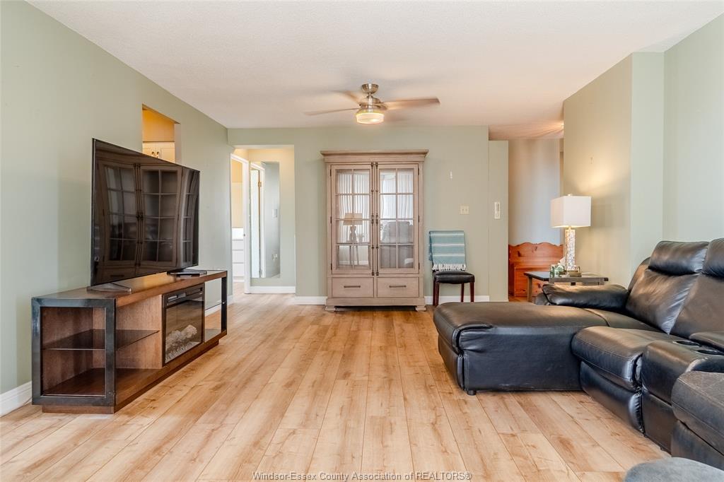 1609-75 Riverside Drive E, Windsor, ON