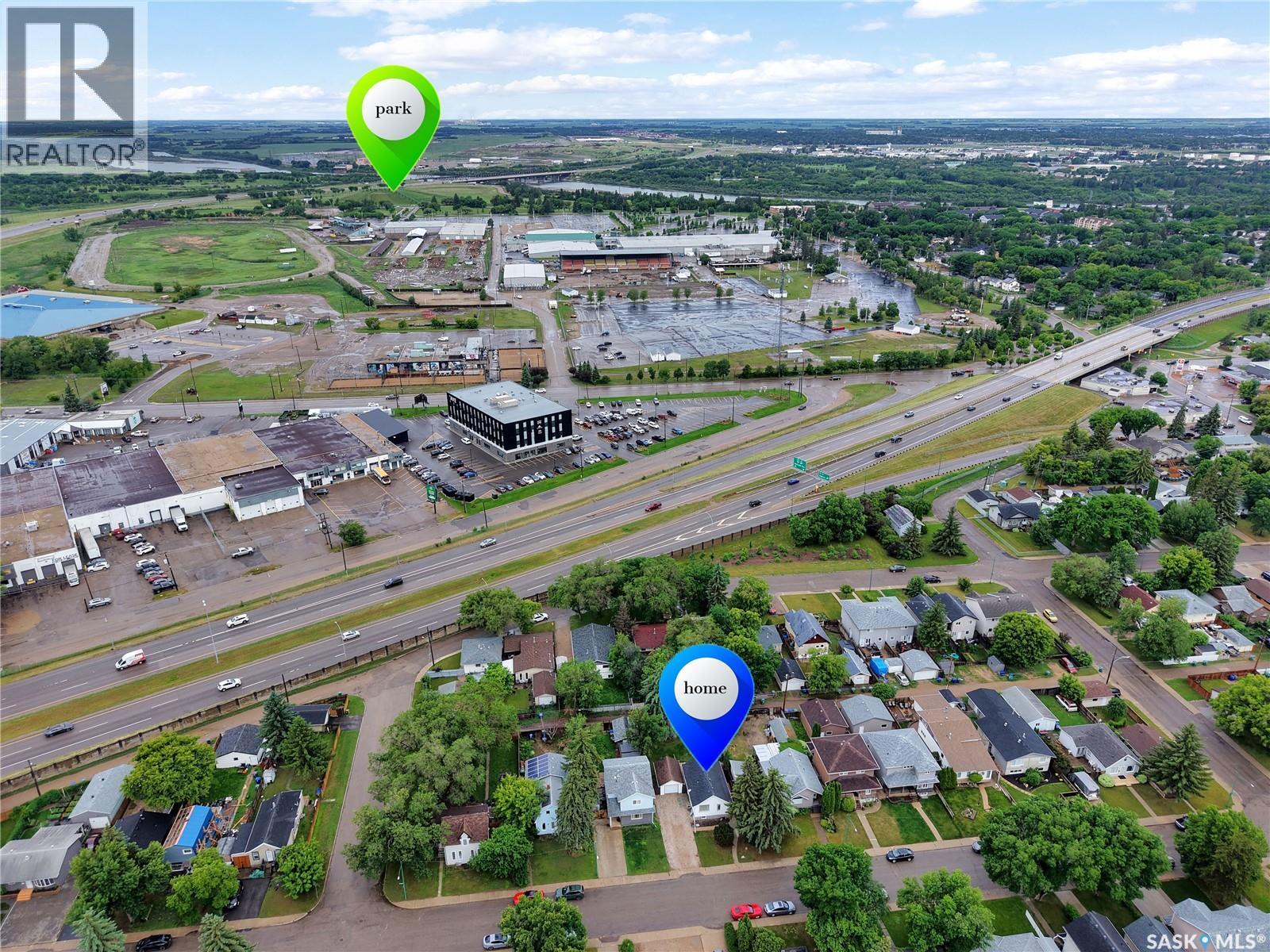 2524 Kelvin Avenue, Saskatoon, SK