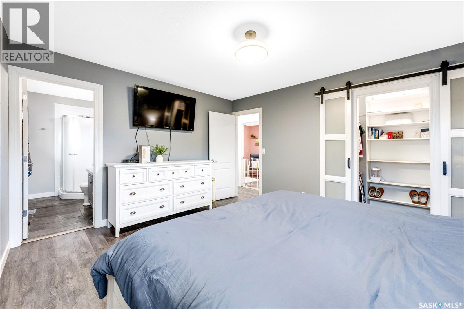 202 Brunst Crescent, Saskatoon, SK