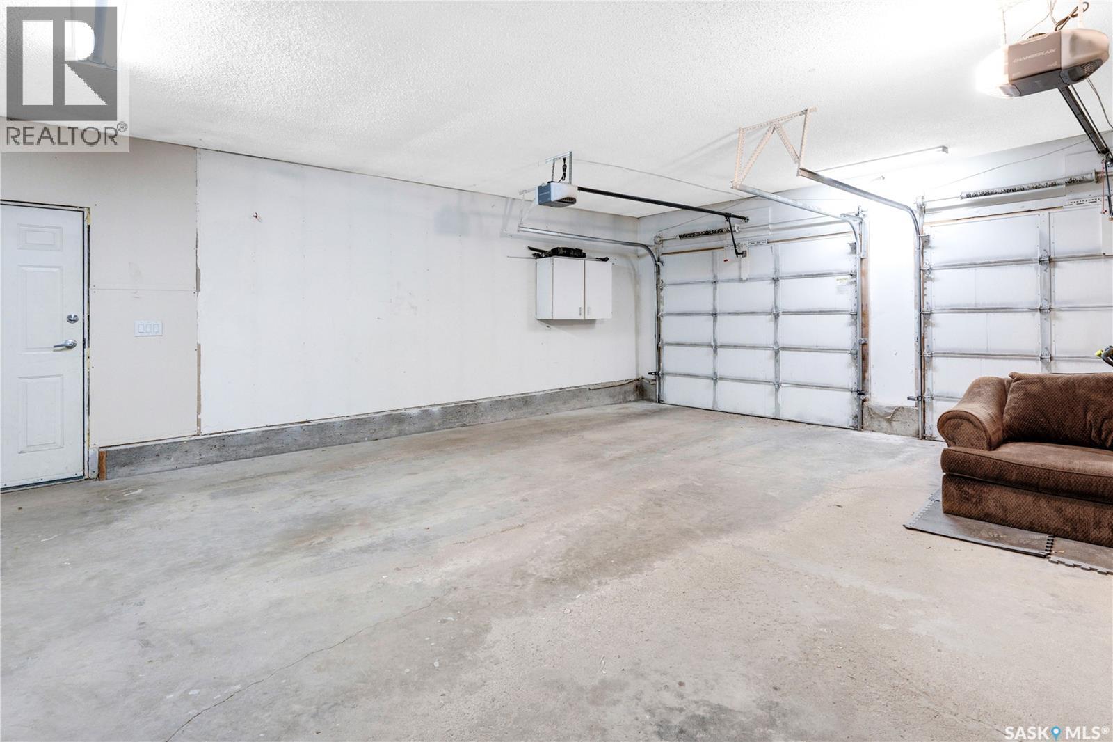 202 Brunst Crescent, Saskatoon, SK