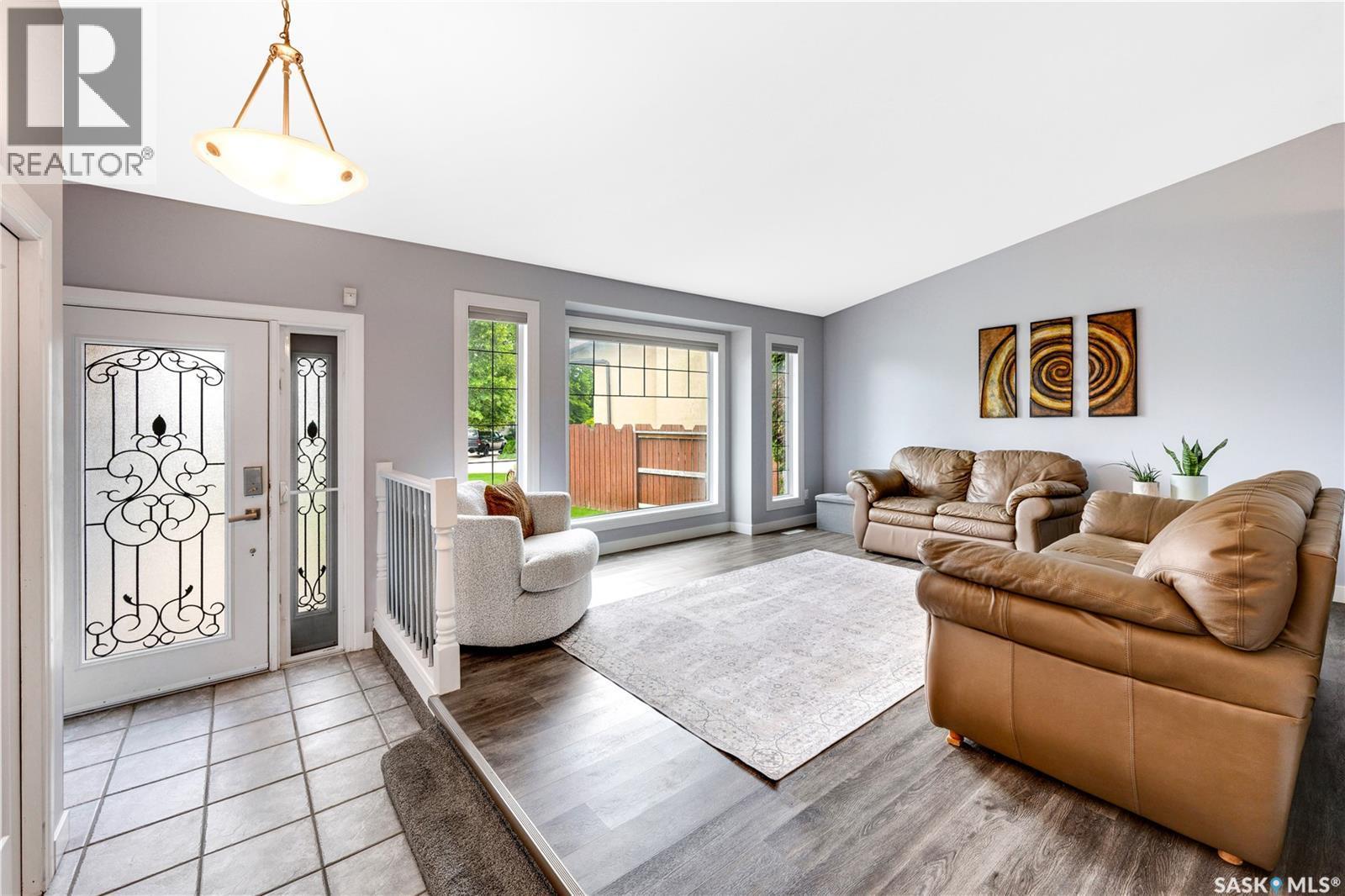 202 Brunst Crescent, Saskatoon, SK